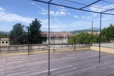 Appartement à vendre à FAYENCE Les Arenes Sud-St Exupery-Centre Ancien - 3 pièces - 120 m² 