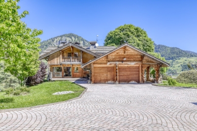 House for sale in PRAZ-SUR-ARLY  - 10 rooms - 232 m² 