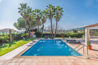 Maison &agrave; vendre &agrave; MOUGINS  - 8 pi&egrave;ces - 200 m&sup2; 