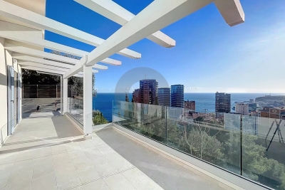 Appartement &agrave; vendre &agrave; ROQUEBRUNE-CAP-MARTIN  - 4 pi&egrave;ces - 106 m&sup2; 