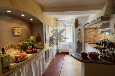 Appartement &agrave; vendre &agrave; immobilier SEILLANS  - 7 pi&egrave;ces - 126 m&sup2; 