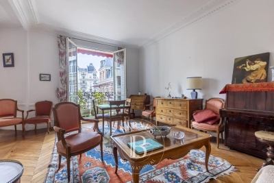 Apartment for sale in PARIS 16EME Les Archives 1 - 6 rooms - 174 m² 