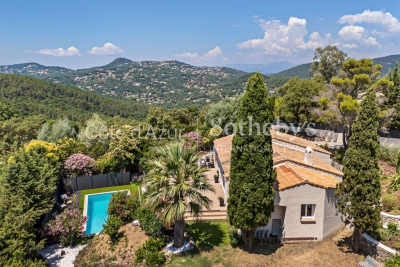 House for sale in LES ADRETS-DE-L'ESTÉREL  - 6 rooms - 150 m&sup2; 