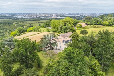 Maison à vendre à BORDEAUX  - 24 pièces - 1030 m² 