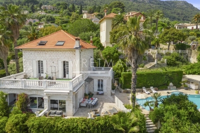 Maison &agrave; vendre &agrave; VENCE  - 7 pi&egrave;ces - 240 m&sup2; 