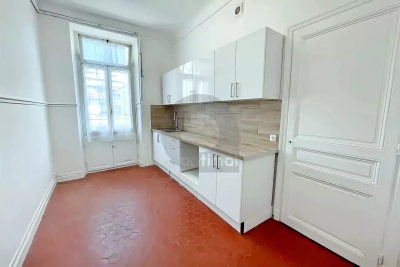 Apartment for sale in ROQUEBRUNE-CAP-MARTIN  - 3 rooms - 71 m&sup2; 