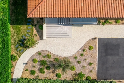 House for sale in ARCACHON  - 9 rooms - 273 m² 