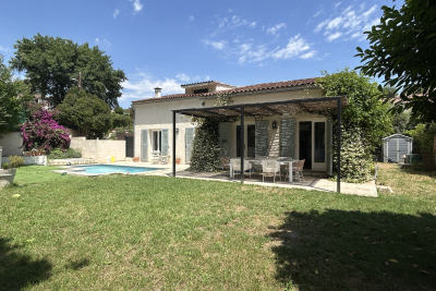 Maison à vendre à LA COLLE-SUR-LOUP Le Centre-Le Haut de Cagnes - 5 pièces - 210 m² 