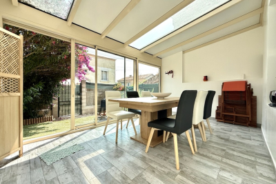 Appartement à vendre à SIX-FOURS-LES-PLAGES Taradeau - 2 pièces - 56 m² 