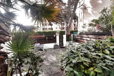 Appartement à vendre à SIX-FOURS-LES-PLAGES Puget-Ville - 2 pièces - 42 m² 