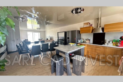 Maison à vendre à DESCARTES  - 5 pièces - 130 m² 