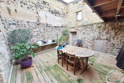 Maison à vendre à ST-THIBERY  - 6 pièces - 260 m² 