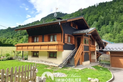 Maison à vendre à ST-GERVAIS-LES-BAINS Sud - 6 pièces - 160 m² 