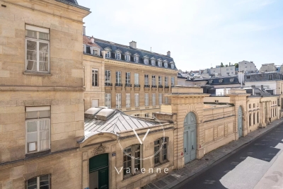 Appartement à vendre à PARIS 7EME Place Vendome 1 - 4 pièces - 153 m² 