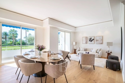 Apartment for sale in CANNES  - 4 rooms - 107 m&sup2; 