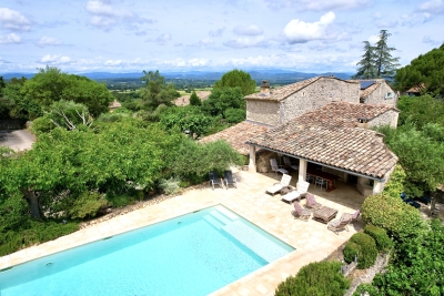 Maison à vendre à UZÈS  - 9 pièces - 367 m² 