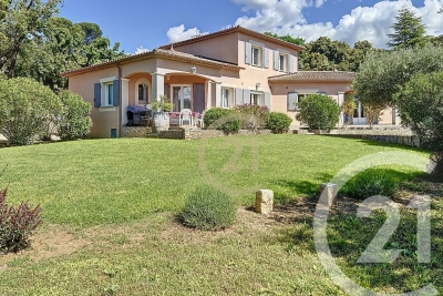 Maison à vendre à UZÈS  - 5 pièces - 146 m² 