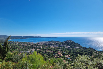 House for sale in CAVALAIRE-SUR-MER  - 6 rooms - 176 m² 