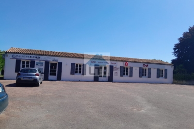 Commerce à vendre à DOLUS D OLERON Sud - 6 pièces - 144 m² 
