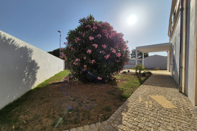 Maison à vendre à FOURAS  - 6 pièces - 162 m² 