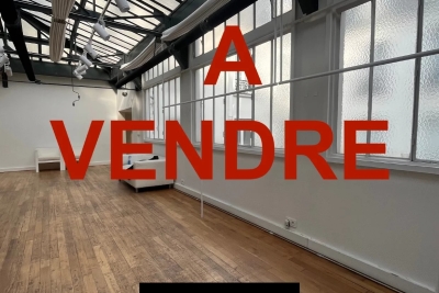 Commerce à vendre à PARIS 9EME Seine et Berges 2 - 6 pièces - 585 m² 