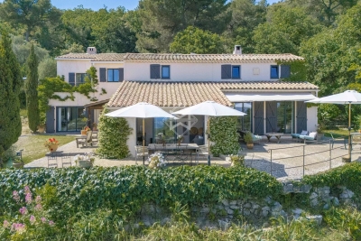 Maison à vendre à GRASSE Garnier-Gare de Provence - 10 pièces - 231 m² 
