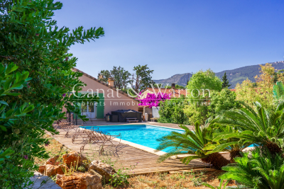 House for sale in TOULON Pont de Suve - 5 rooms - 170 m² 