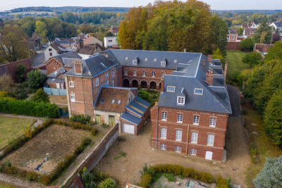 Property for sale in BEAUVAIS  - 30 rooms - 2000 m² 