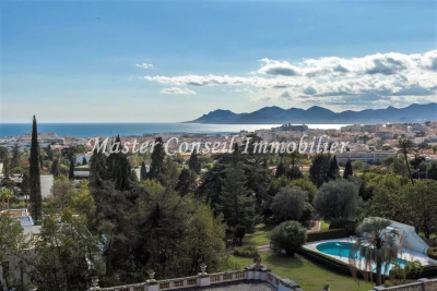 Appartement à vendre piscine vue panoramique mer cannes 