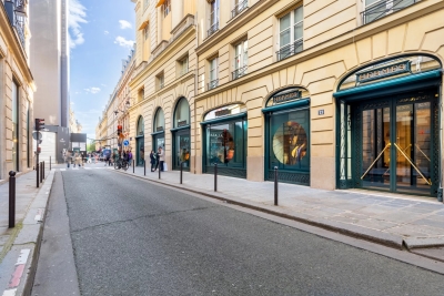 Appartement &agrave; vendre petit pied a terre paris 