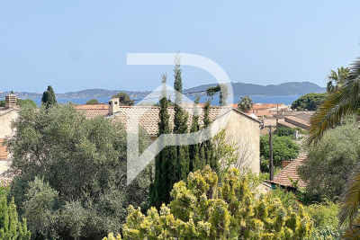 Appartement à vendre à CARQUEIRANNE Ecarts - 5 pièces - 131 m² 