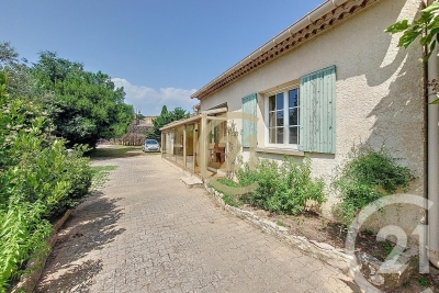 Maison à vendre terrain plat la c 