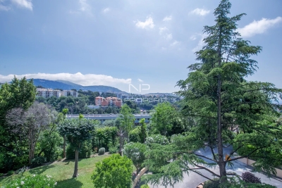 Appartement à vendre à NICE  - 2 pièces - 57 m² 