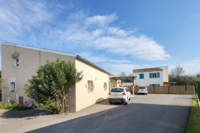 Maison à vendre à L'ISLE-SUR-LA-SORGUE Montfavet Pericentre - 6 pièces - 609 m² 