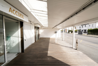 Commerce à louer à BORDEAUX   - 71 m² 