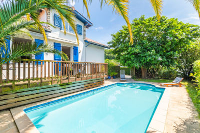 Maison à vendre à ANGLET Est - 6 pièces - 143 m² 