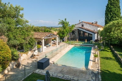 Maison à vendre à VENTABREN  - 7 pièces - 247 m² 