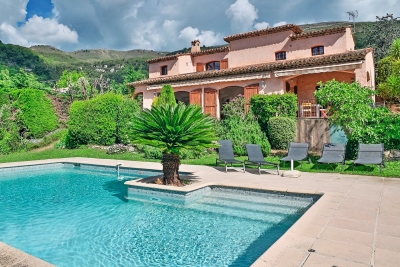 House for sale in TOURRETTES-SUR-LOUP  - 4 rooms - 153 m² 