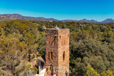 Maison à vendre vue mer hectares var var
