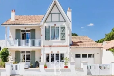 Maison à vendre à PORNICHET Ouest - 6 pièces - 127 m² 