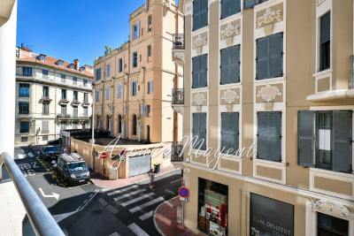 Appartement &agrave; vendre &agrave; CANNES  - 2 pi&egrave;ces - 42 m&sup2; 