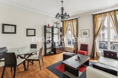 Apartment for sale in PARIS 3EME Les Archives 1 - 3 rooms - 61 m² 