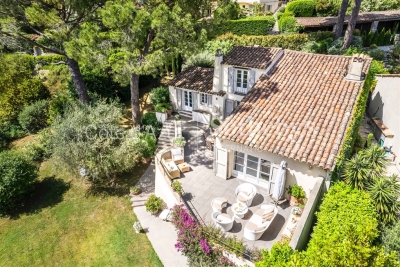 Maison à vendre à MOUANS-SARTOUX  - 5 pièces - 192 m² 