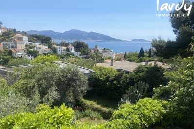 Maison &agrave; vendre &agrave; MARSEILLE 7EME  - 6 pi&egrave;ces - 160 m&sup2; 