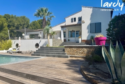 Maison à vendre à LA CIOTAT  - 6 pièces - 170 m² 