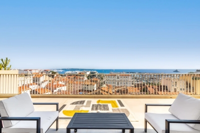 Apartment for sale in CANNES  - 3 rooms - 75 m² 