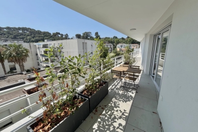 Appartement à vendre vie mer cagnes sur mer 