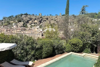 Maison à vendre à COTIGNAC Champ de Mars Ii - 8 pièces - 220 m² 