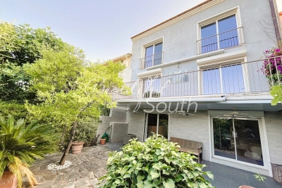 Maison à vendre à PERPIGNAN  - 6 pièces - 200 m² 