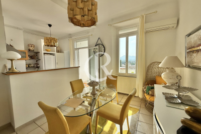 Appartement à vendre à HYÈRES Montfort-sur-Argens - 3 pièces - 57 m² 